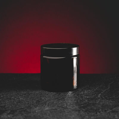 Üvegek gyógynövények, virágok és hhc számára